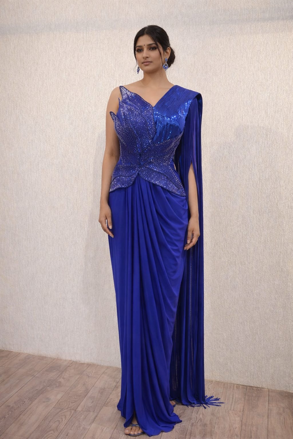 Onepiece Gown with Leaf Pallu
